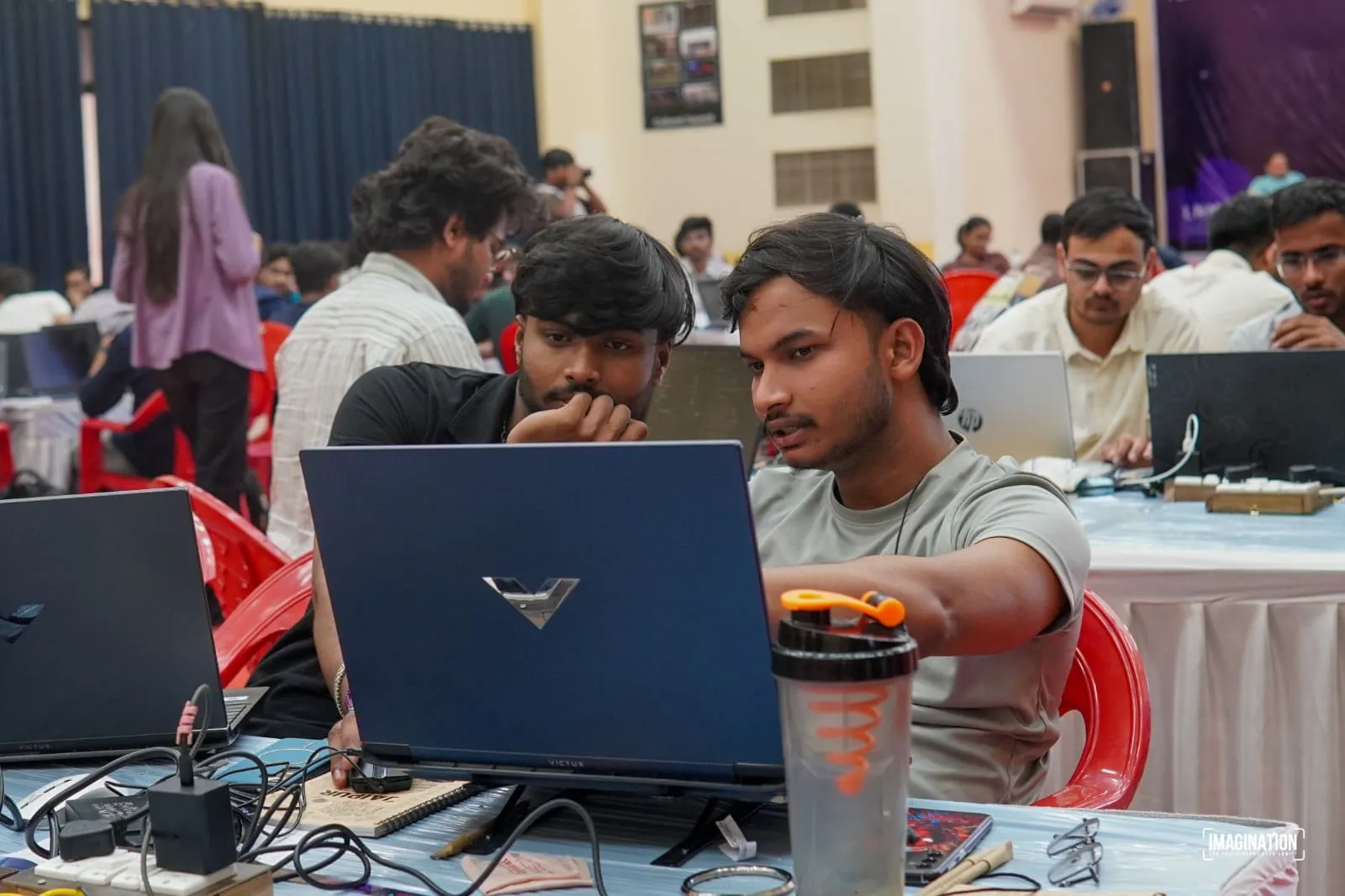 Code Bros secondary gallery image from Hackcrux