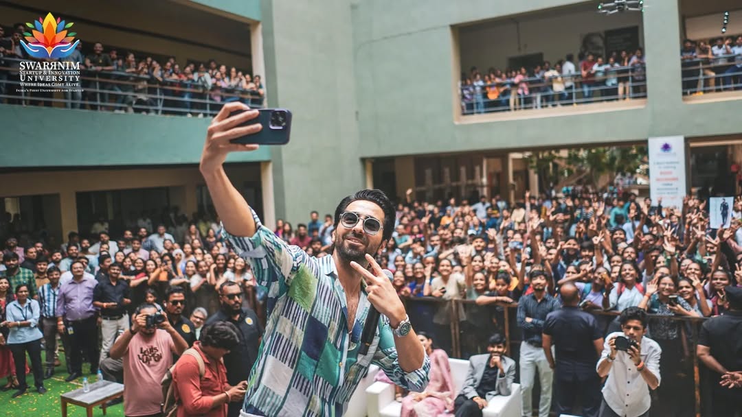 Swarrnim Startup and Innovation University - Ayushman Khurrana Campus Event