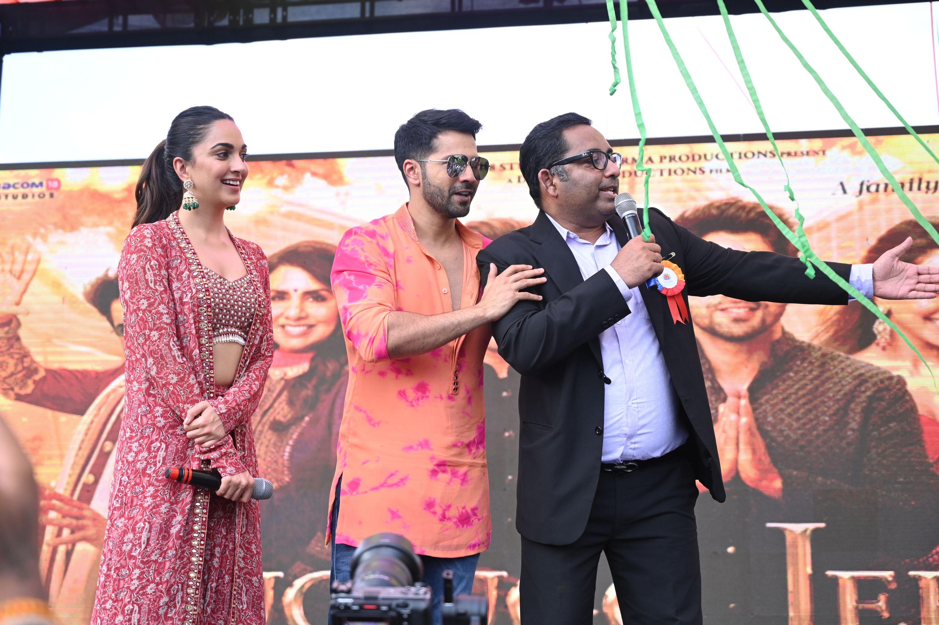 Swarrnim Startup and Innovation University - Varun Dhawan Performance